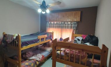 Casa en venta de 2 dormitorios c/ cochera en Costa Azul