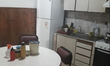 Casa en venta de 3 dormitorios c/ cochera .Caisamar. Permuta por ph menor valor