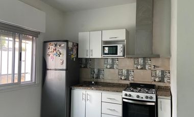 Casa en venta de 3 dormitorios c/ cochera en Ramos Mejía