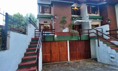 Dúplex en venta de 2 dormitorios c/ cochera en San Bernardo