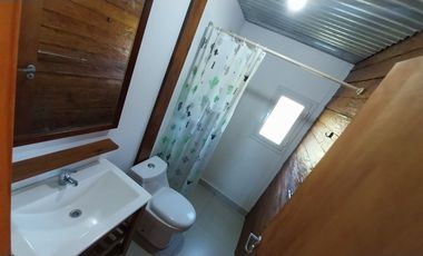 MODERNA CASA EN VENTA EN LA PEREGRINA - SIERRA DE LOS PADRES