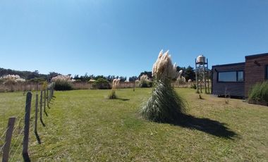 MODERNA CASA EN VENTA EN LA PEREGRINA - SIERRA DE LOS PADRES