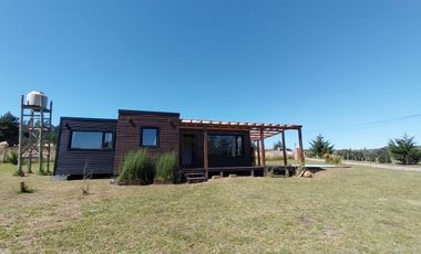 MODERNA CASA EN VENTA EN LA PEREGRINA - SIERRA DE LOS PADRES