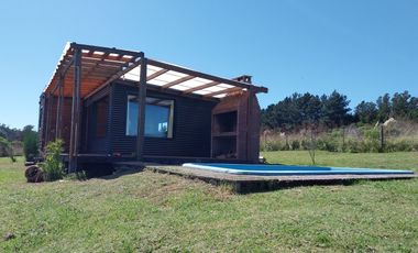 MODERNA CASA EN VENTA EN LA PEREGRINA - SIERRA DE LOS PADRES