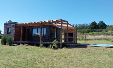 MODERNA CASA EN VENTA EN LA PEREGRINA - SIERRA DE LOS PADRES