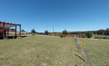 MODERNA CASA EN VENTA EN LA PEREGRINA - SIERRA DE LOS PADRES