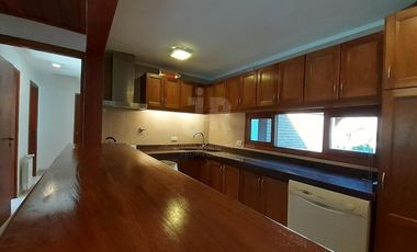 Codigo 655 - Carilo - Casa En Alquiler
