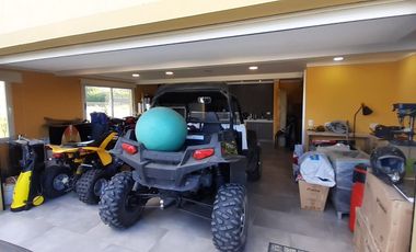MODERNO CHALET EN VENTA EN SIERRA DE LOS PADRES. BARRIO CAMINITO DEL ANGEL