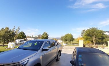 MODERNO CHALET EN VENTA EN SIERRA DE LOS PADRES. BARRIO CAMINITO DEL ANGEL