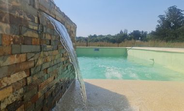 MODERNO CHALET EN VENTA EN SIERRA DE LOS PADRES. BARRIO CAMINITO DEL ANGEL