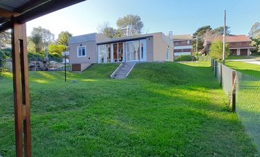 IMPECABLE PROPIEDAD EN VENTA EN SIERRA DE LOS PADRES
