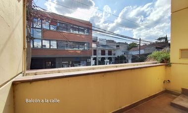 Casa en venta de 10 ambinetes c/ cochera en Centro de Jujuy