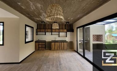 Hermoso Duplex A Estrenar En Ananda Canning