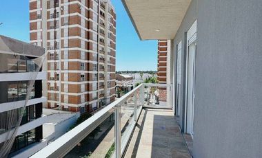 Departamento en venta de 2 dormitorios c/ cochera en Centro