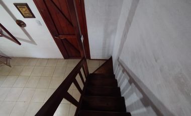 Venta Casa Alpino sobre 2 lotes!! Barrio El Tejado