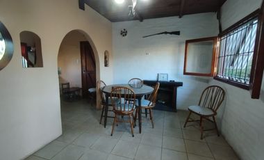 Venta Casa Alpino sobre 2 lotes!! Barrio El Tejado