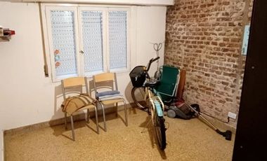 Casa en venta de 2 dormitorios c/ cochera en Las Avenidas