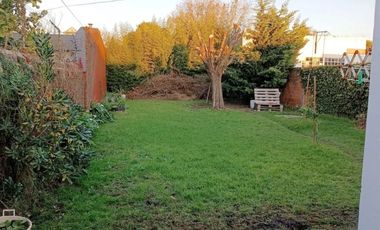 Casa en venta de 2 dormitorios c/ cochera en Las Avenidas