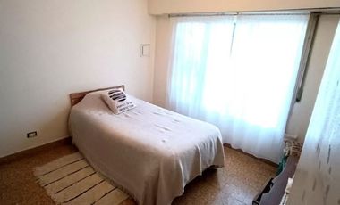 Casa en venta de 2 dormitorios c/ cochera en Las Avenidas