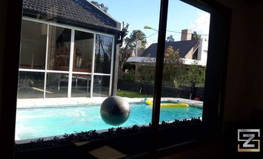 Casa en venta en Country Golf El Sosiego  Canning Acepta permuta
