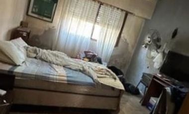 Casa en venta de 4 dormitorios c/ cochera en Los Hornos
