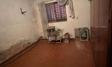 Casa en venta de 4 dormitorios c/ cochera en Los Hornos