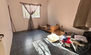 Casa en venta de 4 dormitorios c/ cochera en Los Hornos