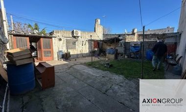 Casa en venta de 4 dormitorios c/ cochera en Los Hornos