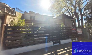 Casa en venta de 3 dormitorios c/ cochera en San Bernardo
