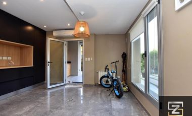 Casa en venta de 3 dormitorios vista al golf en El Sosiego