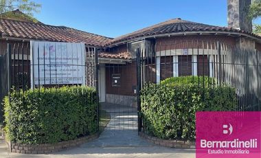 Casa en venta de 5 dormitorios c/ cochera en José C. Paz