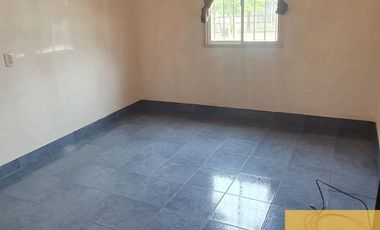 Casa en venta de 2 dormitorios c/ cochera en Barda del Medio