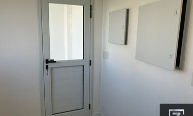 Casa en alquiler con vista a la laguna en Barrio Privado Terralagos