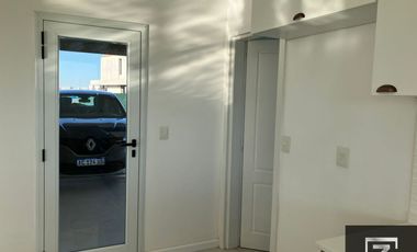 Casa en alquiler con vista a la laguna en Barrio Privado Terralagos