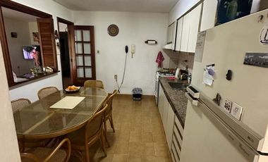 Casa en venta de 3 dormitorios c/ cochera en Berisso