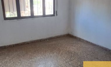 Casa en venta de 2 dormitorios en Cinco Saltos