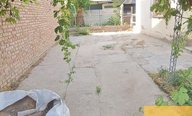 Casa en venta de 2 dormitorios en Cinco Saltos