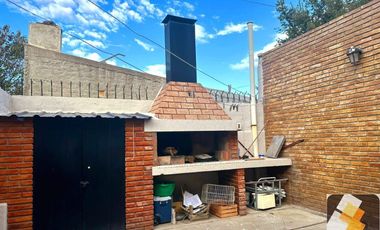 Casa en venta de 3 dormitorios c/ cochera en General Alvear