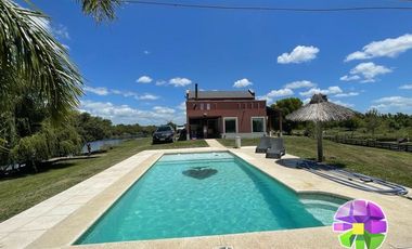 Chacra de 3 dormitorios con plantacion de pecan en Villa Paranacito