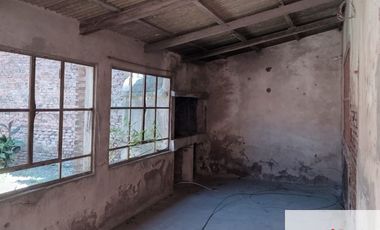 Casa en venta de 2 dormitorios c/ cochera en Mercedes