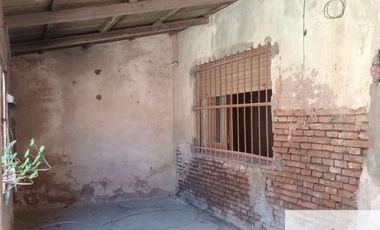 Casa en venta de 2 dormitorios c/ cochera en Mercedes