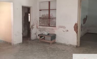 Casa en venta de 2 dormitorios c/ cochera en Mercedes