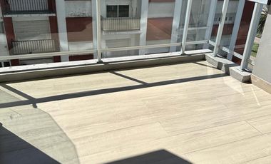 BALCON - SUP. 70 M2