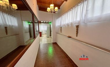 Casa en venta de 5 dormitorios c/ cochera en Otros Barrios