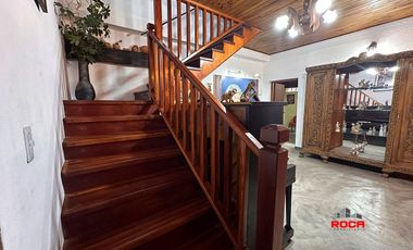 Casa en venta de 5 dormitorios c/ cochera en Otros Barrios