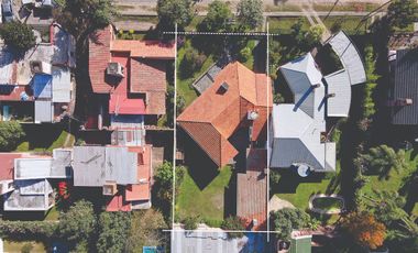 Casa en venta de 3 dormitorios c/ cochera en Los Perales