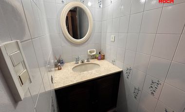 Casa en venta de 3 dormitorios c/ cochera en Los Perales