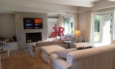 CODIGO 678 - CASA ALQUILER TEMPORARIO 4 DORMITORIOS CON PILETA - PINAMAR NORTE