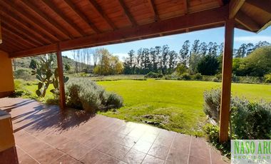 Casa quinta en venta de 2.25 Has. en La Peregrina, Sierra de los Padres
