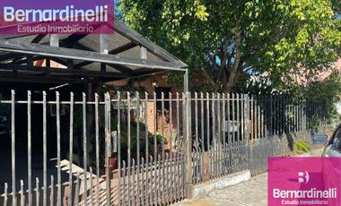 Casa en venta de 2 dormitorios c/ cochera en José C. Paz